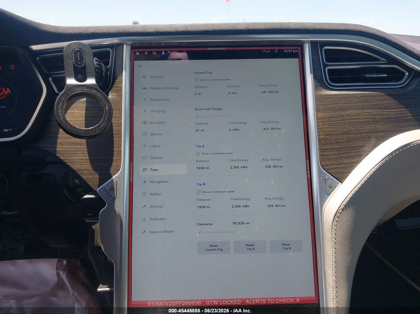 2015 Tesla Model s VIN 5YJSA1V20FF099936 IAAI salvage auction — FRONT END, Salvage (California), sold $2,950 on 2026-07-16 (photo 7)