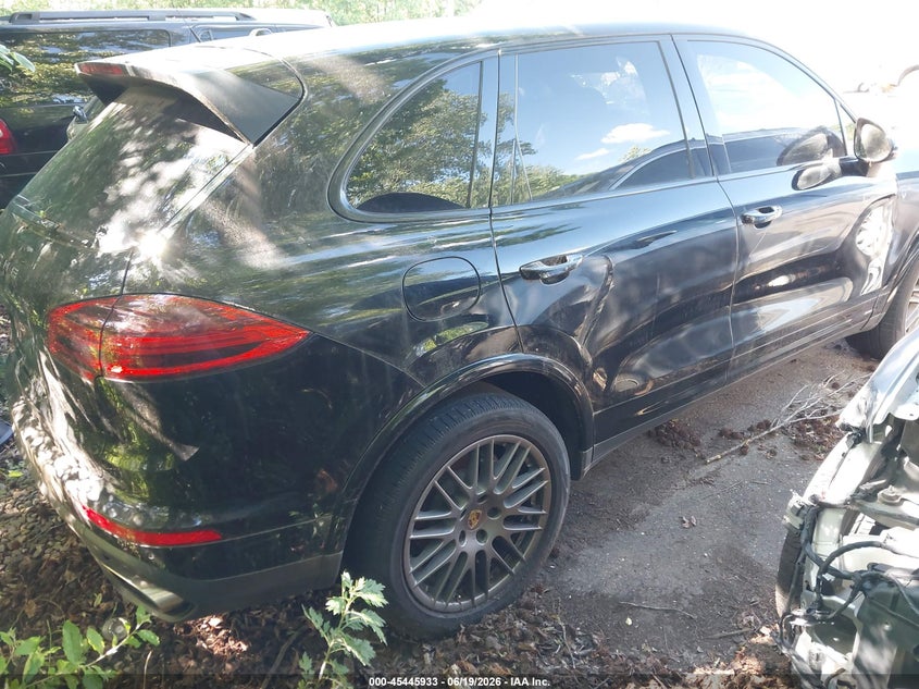 2017 Porsche Cayenne VIN WP1AA2A27HKA83017 IAAI salvage auction — ALL OVER, Clear (New Jersey), sold $3,700 on 2026-07-13 (photo 4)