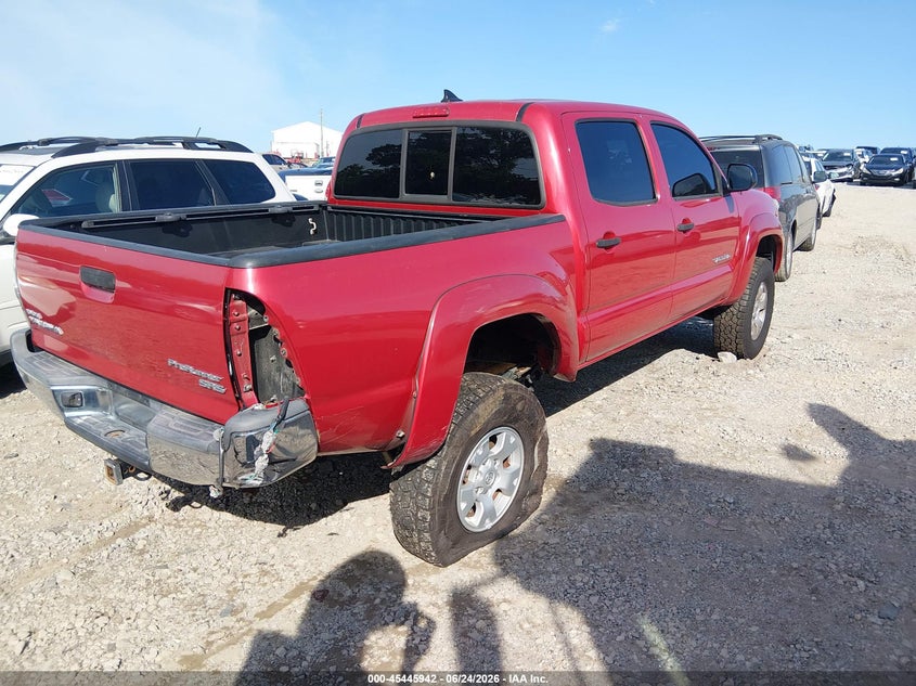 2014 Toyota Tacoma VIN 5TFJX4GN5EX027945 IAAI salvage auction — NORMAL WEAR, Clear (Tennessee), sold $5,700 on 2026-07-30 (photo 4)