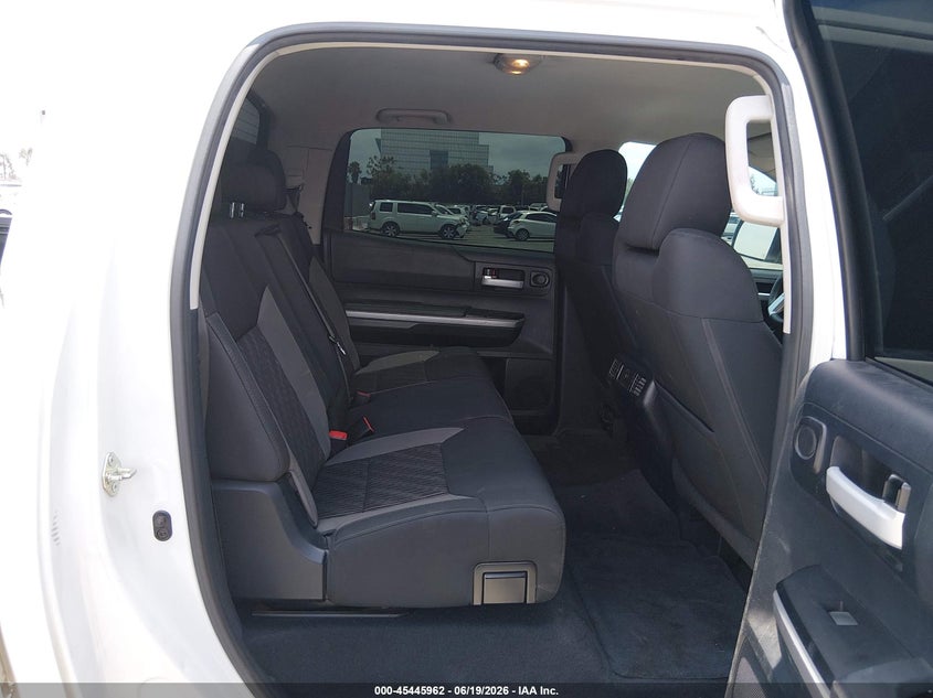 2014 Toyota Tundra VIN 5TFEY5F11EX150984 IAAI salvage auction — NORMAL WEAR, Clear - Dealer Only (California), sold $9,050 on 2026-07-09 (photo 8)