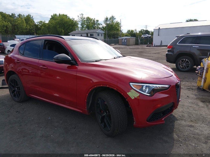 2020 Alfa romeo Stelvio VIN ZASPAKANXL7C75525 IAAI salvage auction — LEFT FRONT, Salvage Title, sold $6,300 on 2026-07-31 (photo 1)