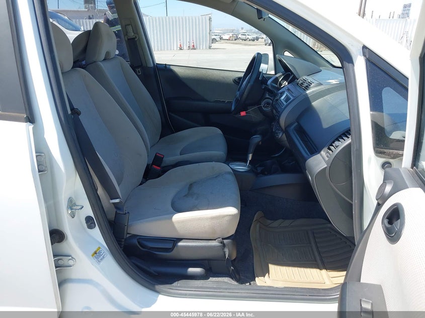 2007 Honda Fit VIN JHMGD38677S046290 IAAI salvage auction — FRONT END, Salvage (California), sold $700 on 2026-07-15 (photo 5)