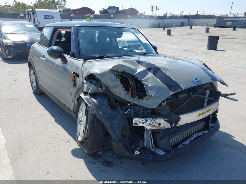 2015 Mini Hard top VIN WMWXM5C50FT939029 IAAI salvage auction — FRONT END, Salvage (California), sold $425 on 2026-07-08 (photo 6)