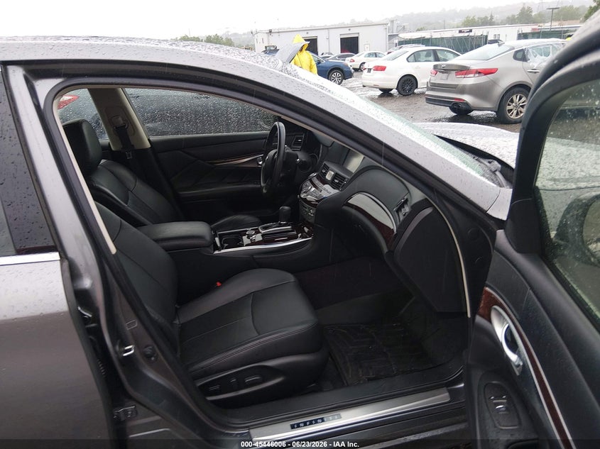 2015 Infiniti Q70 VIN JN1BY1AR0FM562232 IAAI salvage auction — FRONT END, Salvage Title, sold $5,600 on 2026-07-17 (photo 5)