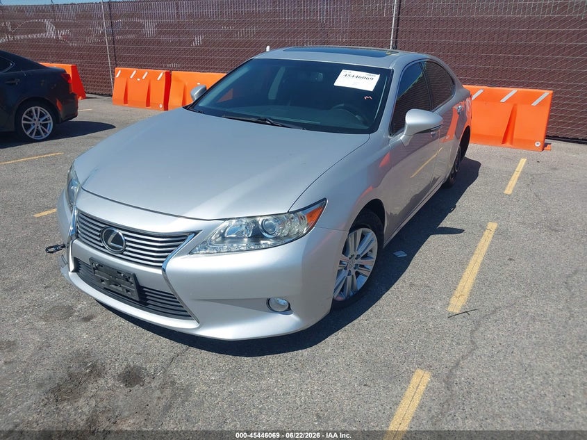 2014 Lexus VIN JTHBK1GG8E2140867 IAAI salvage auction — SUSPENSION, Salvage (California), sold $5,700 on 2026-07-13 (photo 2)