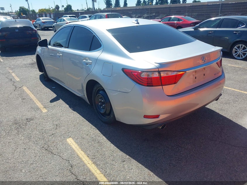 2014 Lexus VIN JTHBK1GG8E2140867 IAAI salvage auction — SUSPENSION, Salvage (California), sold $5,700 on 2026-07-13 (photo 3)