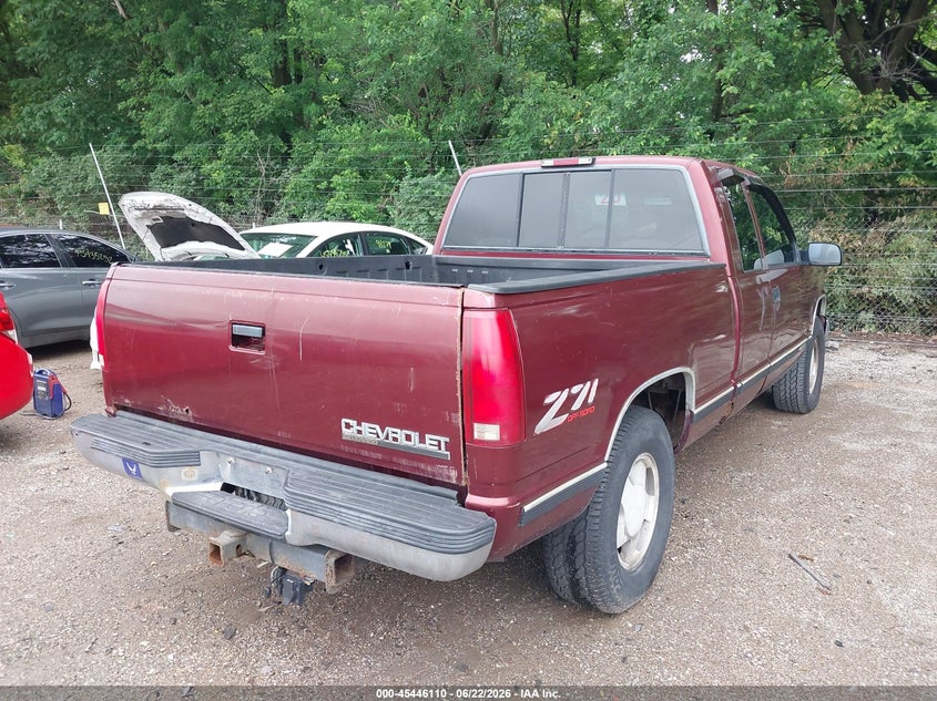 1998 Chevrolet C/k 1500 VIN 2GCEK19R3W1243015 IAAI salvage auction — NORMAL WEAR, Clear (Indiana), sold $425 on 2026-07-18 (photo 4)