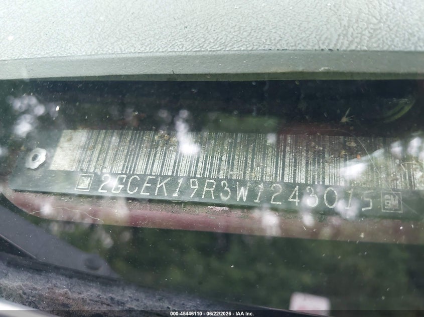 1998 Chevrolet C/k 1500 VIN 2GCEK19R3W1243015 IAAI salvage auction — NORMAL WEAR, Clear (Indiana), sold $425 on 2026-07-18 (photo 9)