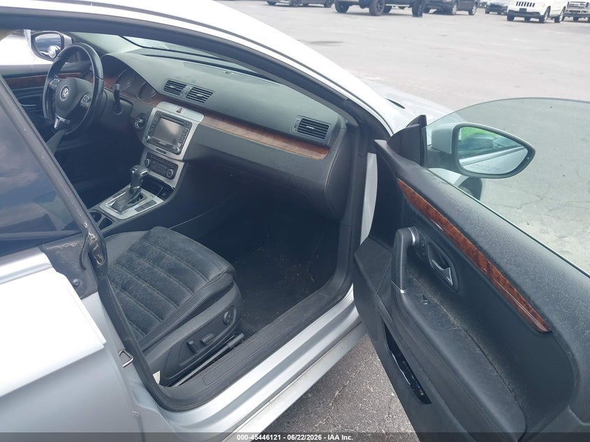 2011 Volkswagen Passat cc VIN WVWHN7AN9BE733838 IAAI salvage auction — REPOSSESSION, Clear (Georgia), sold $500 on 2026-07-15 (photo 5)