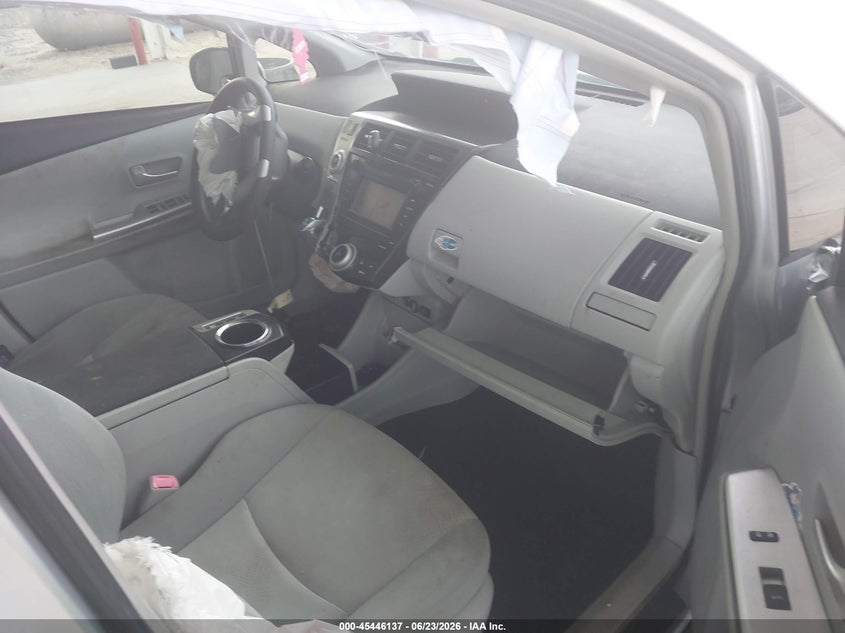 2012 Toyota Prius v VIN JTDZN3EU8C3173502 IAAI salvage auction — UNKNOWN, Salvage Title, sold $1,750 on 2026-08-02 (photo 5)