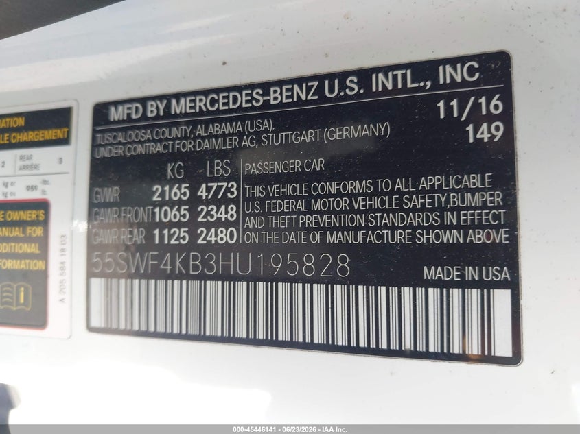 2017 Mercedes-benz C-klasse VIN 55SWF4KB3HU195828 IAAI salvage auction — SIDE, Salvage Title, sold $5,200 on 2026-08-12 (photo 9)