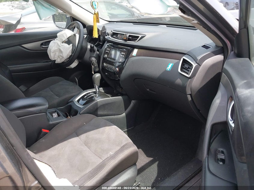 2016 Nissan Rogue VIN KNMAT2MT4GP687173 IAAI salvage auction — FRONT END, Salvage Title, sold $725 on 2026-07-22 (photo 5)