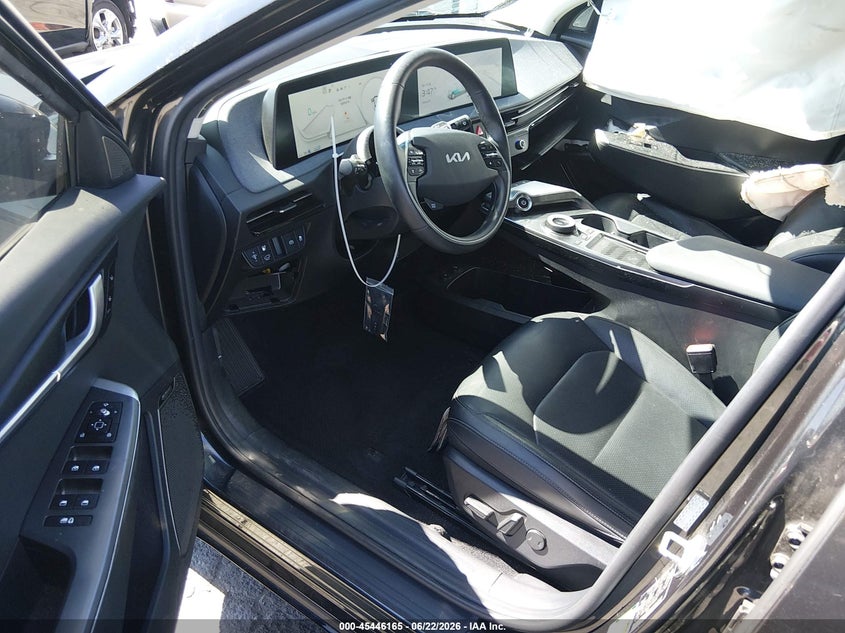 2022 Kia Ev6 VIN KNDC3DLC6N5046024 IAAI salvage auction — SIDE, Salvage Title, sold $6,500 on 2026-07-30 (photo 5)