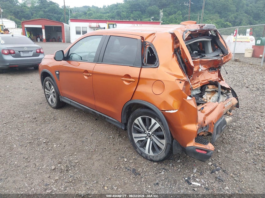 2022 Mitsubishi VIN JA4ARUAU1NU017547 IAAI salvage auction — REAR END, Salvage (Pennsylvania), sold $4,000 on 2026-07-14 (photo 3)