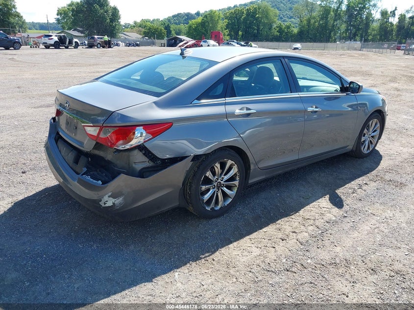 2013 Hyundai Sonata VIN 5NPEC4AC2DH681381 IAAI salvage auction — REAR END, Salvage (Ohio), sold $400 on 2026-07-20 (photo 4)