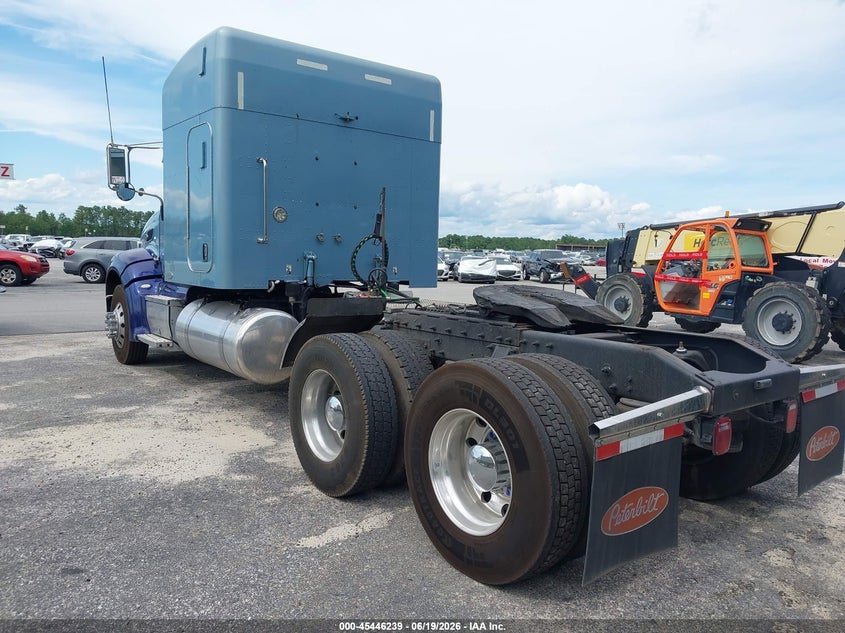 2009 Peterbilt 386 VIN 1XPHD49X59D790401 IAAI salvage auction — UNKNOWN, Clear (South Carolina), sold $8,000 on 2026-07-08 (photo 3)