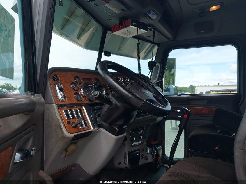 2009 Peterbilt 386 VIN 1XPHD49X59D790401 IAAI salvage auction — UNKNOWN, Clear (South Carolina), sold $8,000 on 2026-07-08 (photo 7)