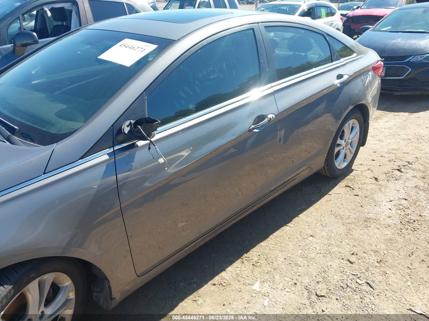 2013 Hyundai Sonata VIN 5NPEC4AC0DH688443 IAAI salvage auction — LEFT FRONT, Clear (Illinois), sold $350 on 2026-07-15 (photo 6)