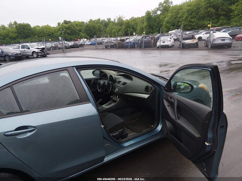 2010 Mazda 3 VIN JM1BL1SG2A1283416 IAAI salvage auction — REAR END, Salvage (Connecticut), sold $600 on 2026-07-09 (photo 5)