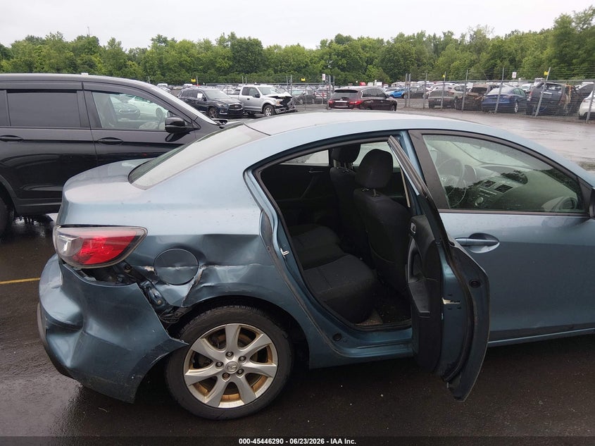 2010 Mazda 3 VIN JM1BL1SG2A1283416 IAAI salvage auction — REAR END, Salvage (Connecticut), sold $600 on 2026-07-09 (photo 8)
