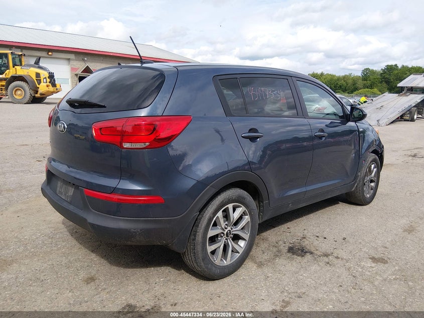 2016 Kia Sportage VIN KNDPBCAC1G7811682 IAAI salvage auction — RIGHT FRONT, Salvage (Maine), sold $850 on 2026-07-31 (photo 4)
