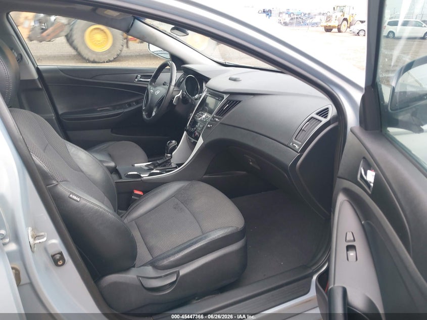 2011 Hyundai Sonata VIN 5NPEC4AC4BH194552 IAAI salvage auction — NORMAL WEAR, Clear (Illinois), sold $300 on 2026-07-29 (photo 5)