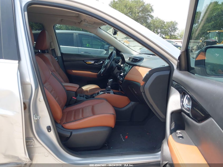 2018 Nissan Rogue VIN JN8AT2MT0JW470172 IAAI salvage auction — RIGHT SIDE, Salvage (Texas), sold $2,550 on 2026-07-14 (photo 5)