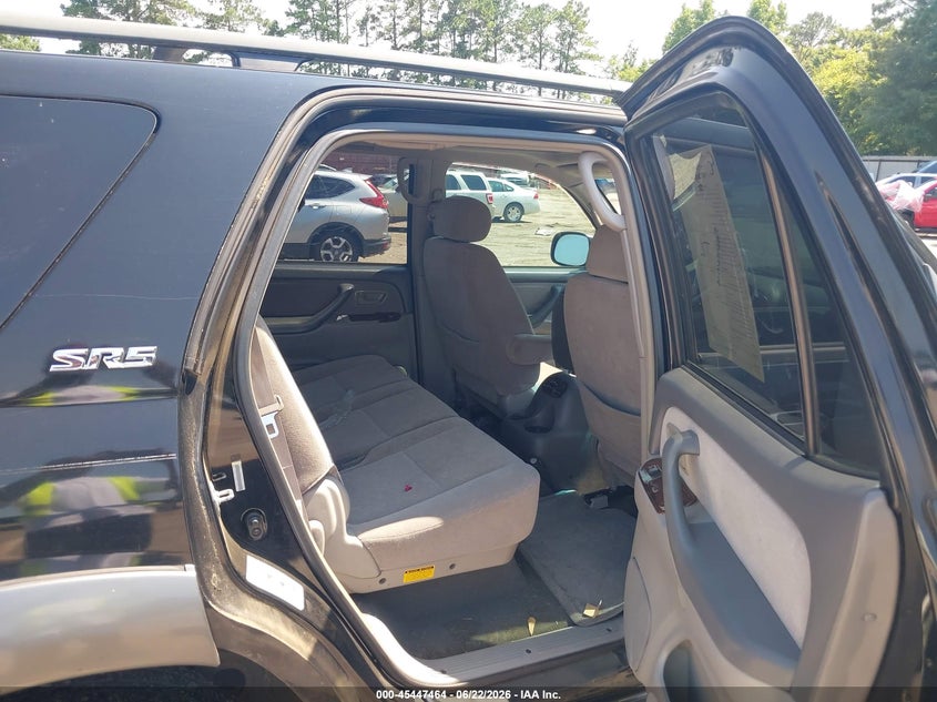 2004 Toyota Sequoia VIN 5TDZT34A04S210734 IAAI salvage auction — FRONT END, Salvage (Texas), sold $850 on 2026-07-09 (photo 8)