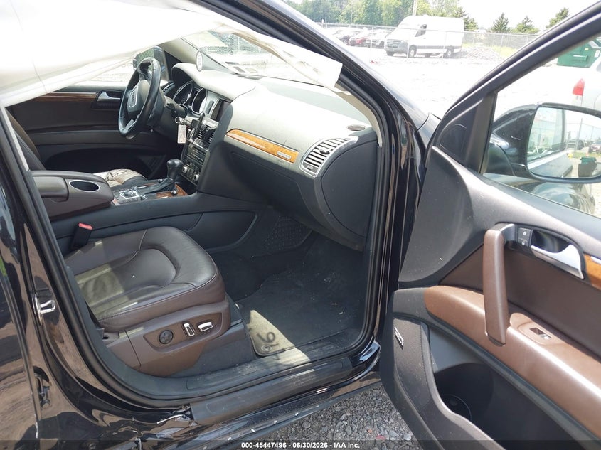 2015 Audi Q7 VIN WA1LGAFE9FD006229 IAAI salvage auction — RIGHT SIDE, Mv-907A (New York), sold $125 on 2026-07-28 (photo 5)