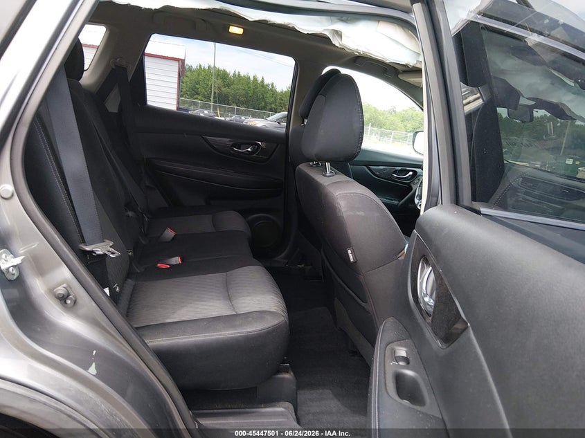 2019 Nissan Rogue VIN JN8AT2MTXKW258994 IAAI salvage auction — RIGHT SIDE, Salvage (North Carolina), sold $2,000 on 2026-07-25 (photo 8)
