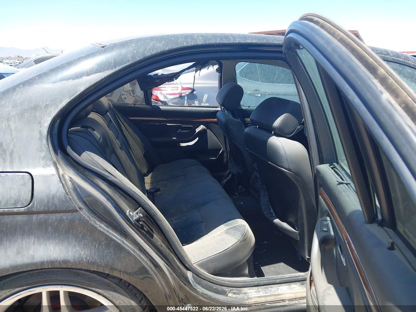 2001 BMW 5 series VIN WBADN63401GM73861 IAAI salvage auction — NORMAL WEAR, Clear-Dealer Only (Arizona), sold $325 on 2026-07-28 (photo 8)