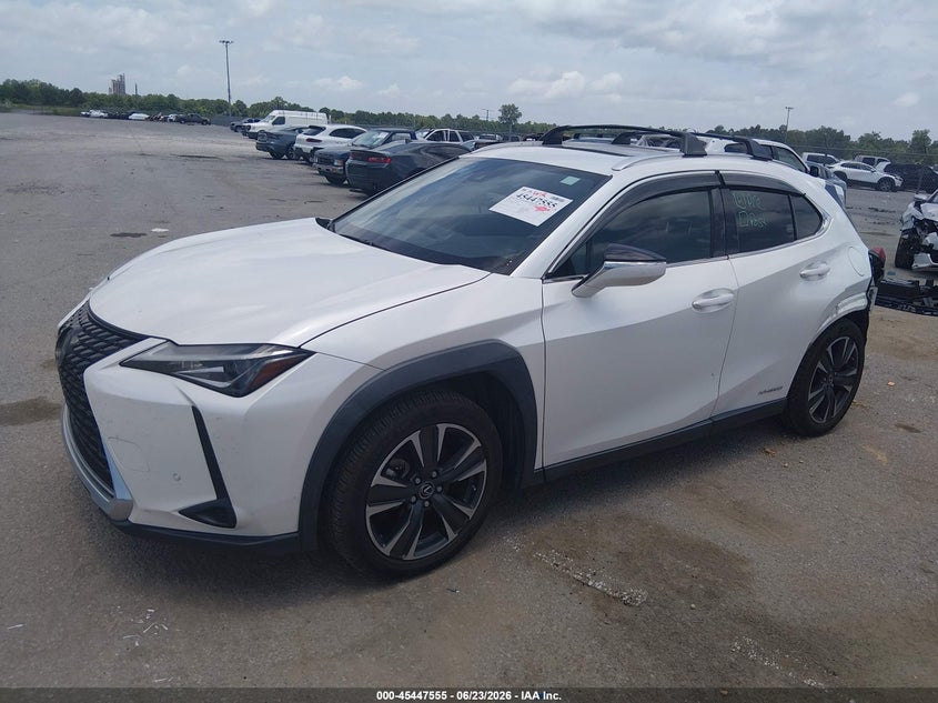 2020 Lexus Ux VIN JTHP9JBH5L2032611 IAAI salvage auction — REAR END, Wait Title, sold $10,400 on 2026-08-25 (photo 2)
