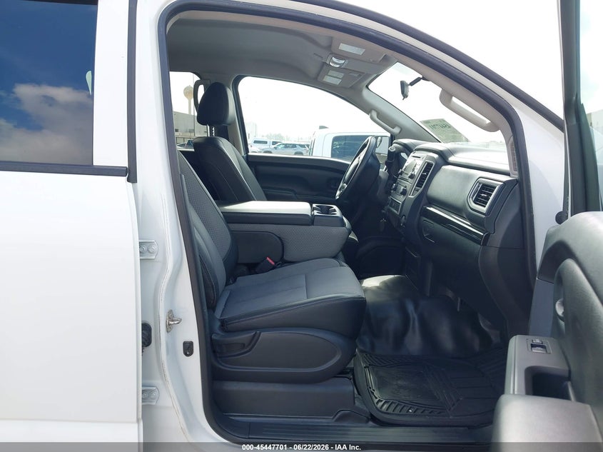 2018 Nissan TITAN VIN 1N6AA1F35JN525775 IAAI salvage auction — ALL OVER, Original (Texas), sold $12,000 on 2026-07-30 (photo 5)