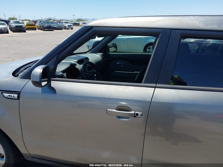 2015 Kia Soul VIN KNDJN2A24F7156138 IAAI salvage auction — LEFT SIDE, Salvage Title, sold $1,250 on 2026-07-23 (photo 6)