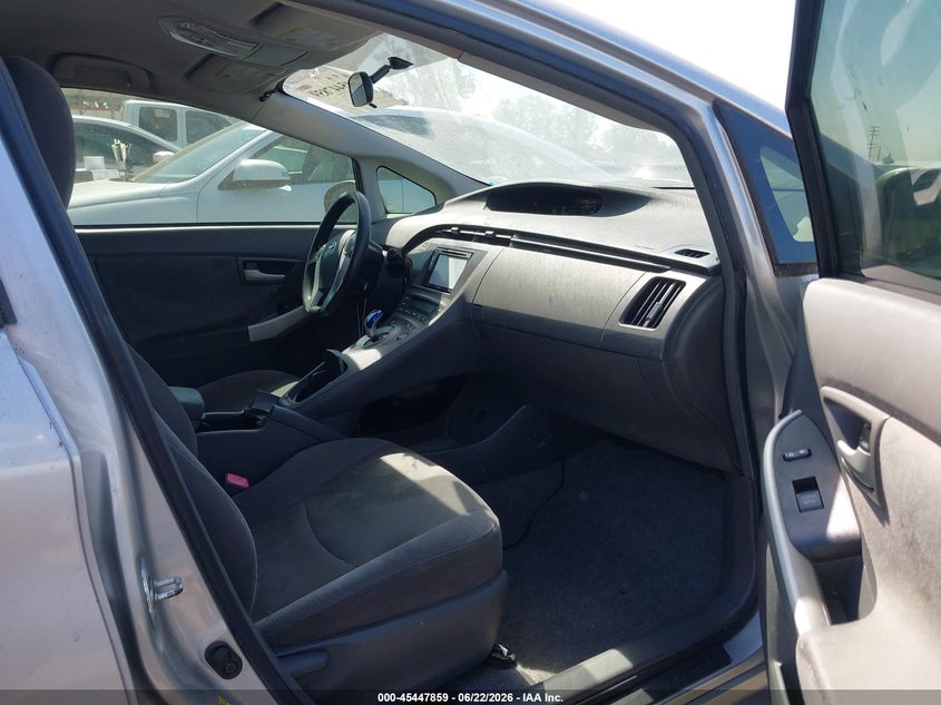 2011 Toyota Prius VIN JTDKN3DU6B1476288 IAAI salvage auction — UNKNOWN, Salvage Title - Dealer (California), sold $1,300 on 2026-07-15 (photo 5)