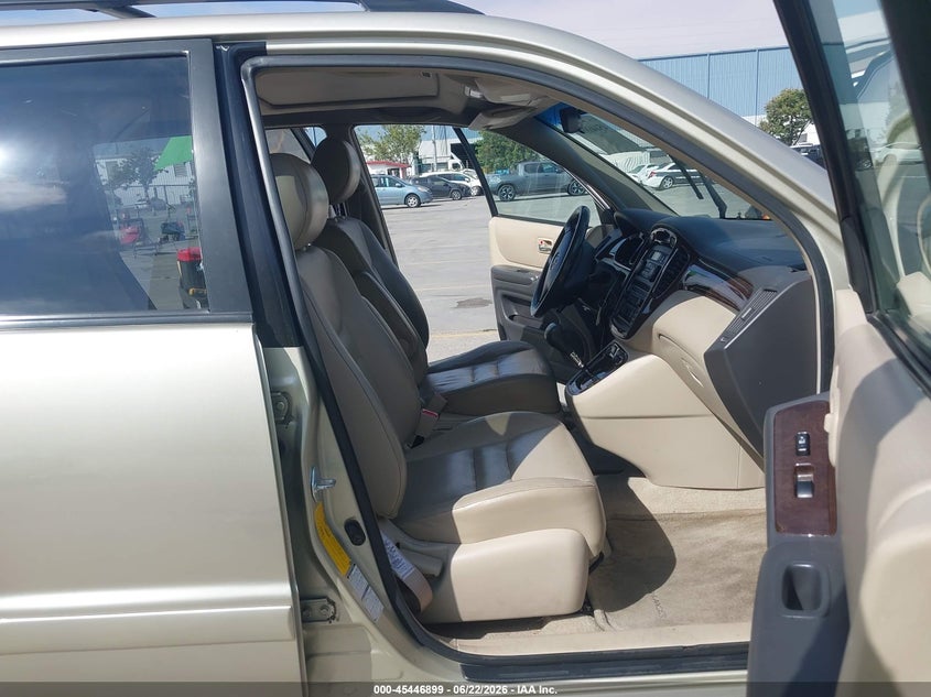 2001 Toyota Highlander VIN JTEHF21A110040282 IAAI salvage auction — LEFT FRONT, Salvage (California), sold $625 on 2026-07-29 (photo 5)