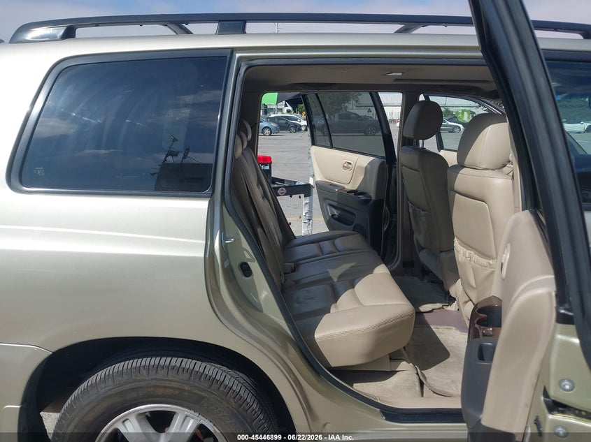2001 Toyota Highlander VIN JTEHF21A110040282 IAAI salvage auction — LEFT FRONT, Salvage (California), sold $625 on 2026-07-29 (photo 8)