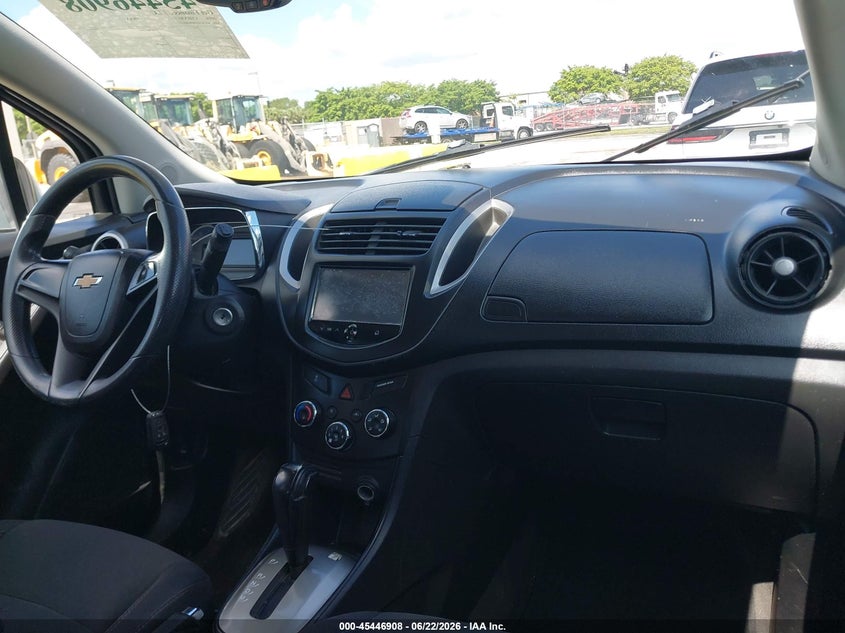 2016 Chevrolet Trax VIN KL7CJNSB9GB639978 IAAI salvage auction — RIGHT SIDE, Clear (Florida), sold $1,200 on 2026-07-09 (photo 5)