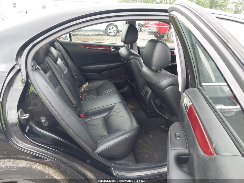 2005 Lexus ES VIN JTHBA30G655062077 IAAI salvage auction — NORMAL WEAR, Original (Ohio), sold $325 on 2026-07-30 (photo 8)