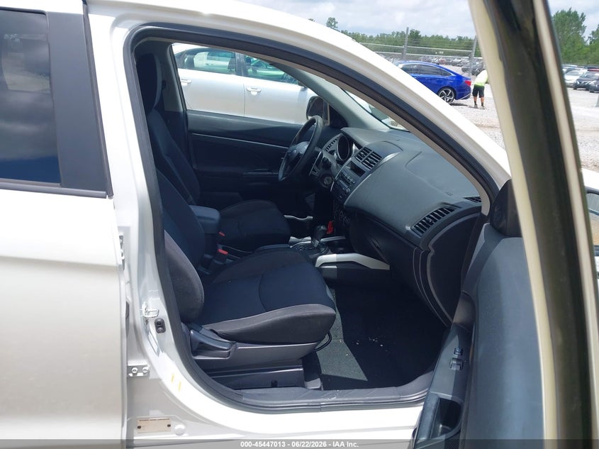 2011 Mitsubishi Outlander sport VIN JA4AP3AU9BZ005841 IAAI salvage auction — REAR END, Salvage (Alabama), sold $1,400 on 2026-07-17 (photo 5)