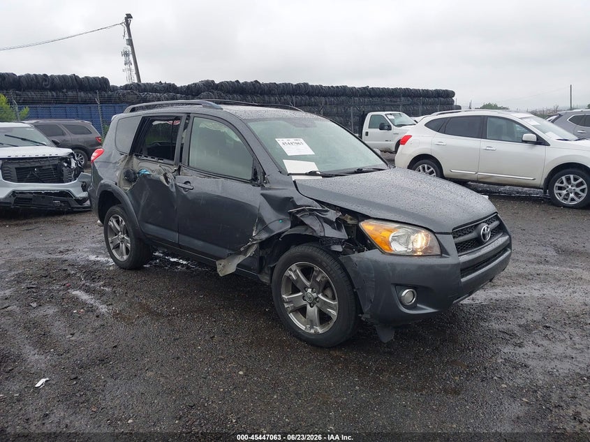 2010 Toyota Rav4 VIN JTMRF4DV8A5033318 IAAI salvage auction — RIGHT FRONT, Rebuildable (Florida), sold $2,150 on 2026-07-15 (photo 1)
