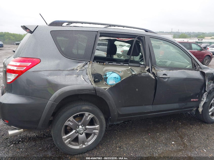 2010 Toyota Rav4 VIN JTMRF4DV8A5033318 IAAI salvage auction — RIGHT FRONT, Rebuildable (Florida), sold $2,150 on 2026-07-15 (photo 6)