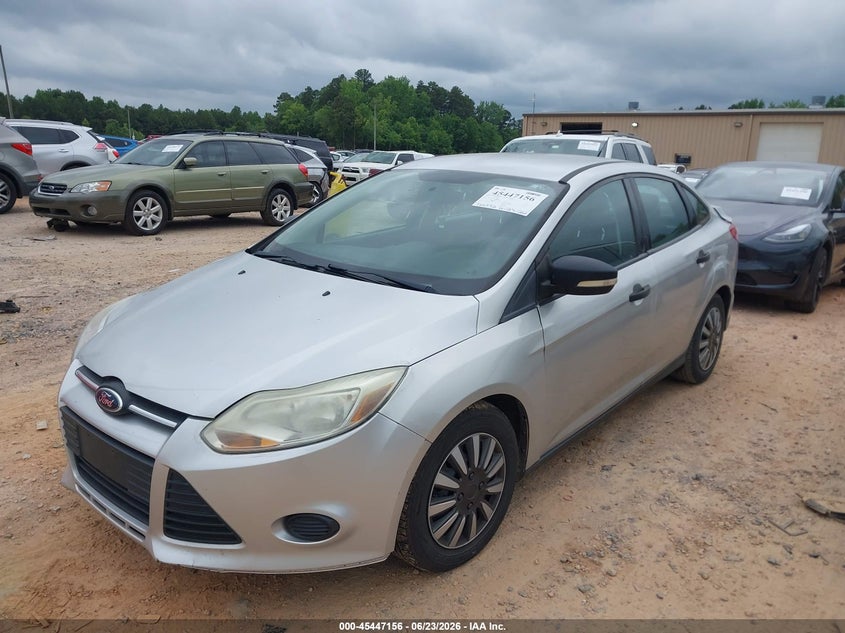 2014 Ford Focus VIN 1FADP3E20EL152834 IAAI salvage auction — REAR END, Salvage (North Carolina), sold $400 on 2026-07-09 (photo 2)