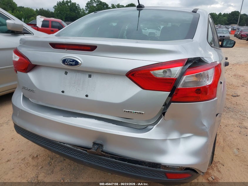 2014 Ford Focus VIN 1FADP3E20EL152834 IAAI salvage auction — REAR END, Salvage (North Carolina), sold $400 on 2026-07-09 (photo 6)