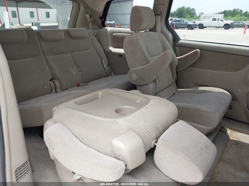 2006 Toyota Sienna VIN 5TDZA23C16S398699 IAAI salvage auction — FRONT END, Salvage (Texas), sold $675 on 2026-07-30 (photo 8)