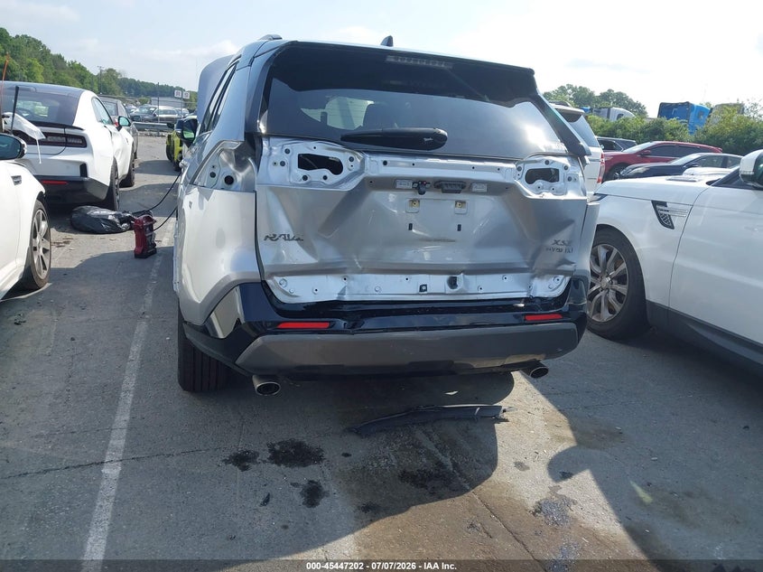 2020 Toyota Rav 4 VIN JTMEWRFV0LJ045255 IAAI salvage auction — REAR END, Salvage (North Carolina), sold $15,400 on 2026-07-27 (photo 6)