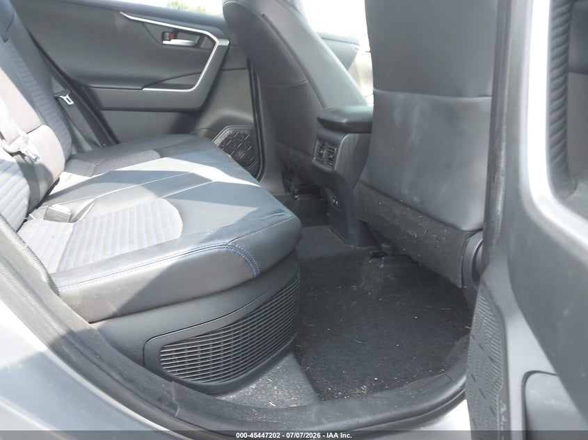 2020 Toyota Rav 4 VIN JTMEWRFV0LJ045255 IAAI salvage auction — REAR END, Salvage (North Carolina), sold $15,400 on 2026-07-27 (photo 8)
