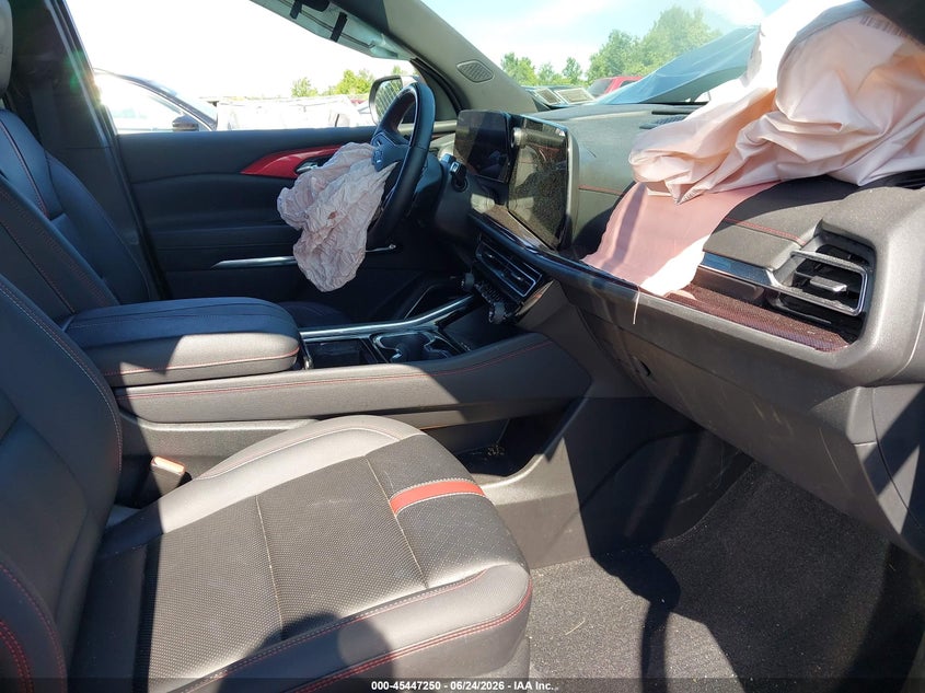 2024 Chevrolet Traverse VIN 1GNEVLKS3RJ234395 IAAI salvage auction — FRONT END, Salvage Title, sold $8,100 on 2026-07-30 (photo 5)