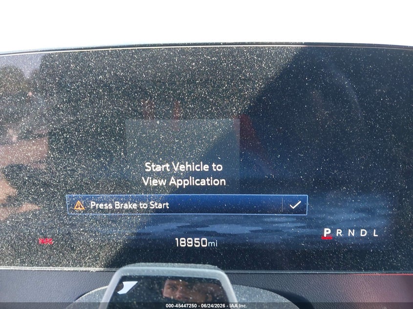 2024 Chevrolet Traverse VIN 1GNEVLKS3RJ234395 IAAI salvage auction — FRONT END, Salvage Title, sold $8,100 on 2026-07-30 (photo 7)
