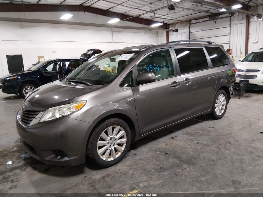 2016 Toyota Sienna VIN 5TDJK3DCXGS143887 IAAI salvage auction — REAR END, Salvage (Iowa), sold $1,050 on 2026-07-28 (photo 2)